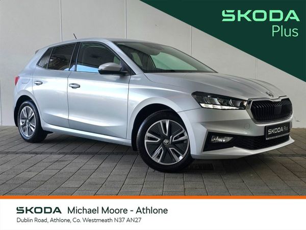 Skoda Fabia Hatchback, Petrol, 2022, Grey