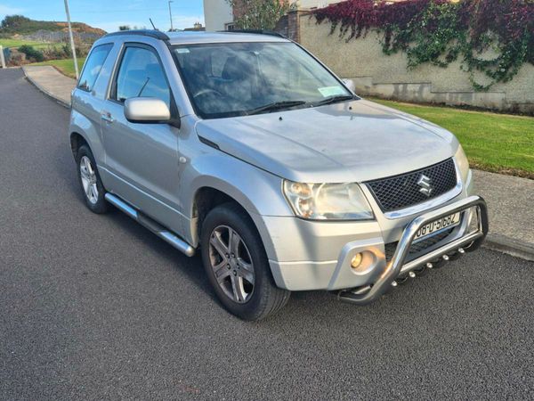 Suzuki Grand Vitara SUV, Petrol, 2008, Silver