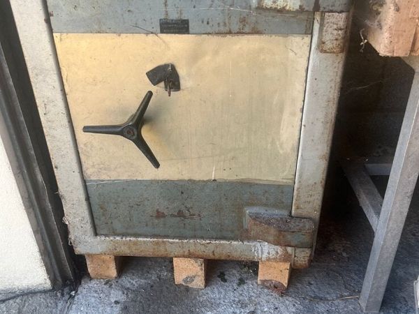 no-image
