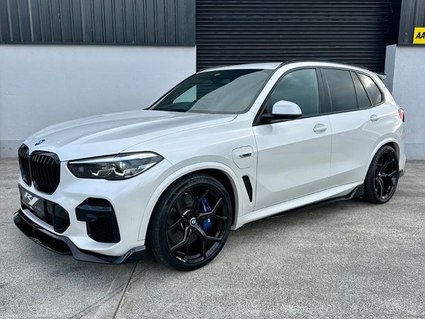 BMW X5 SUV, Petrol Hybrid, 2022, White