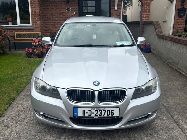 BMW 3-Series Saloon, Diesel, 2011, Silver