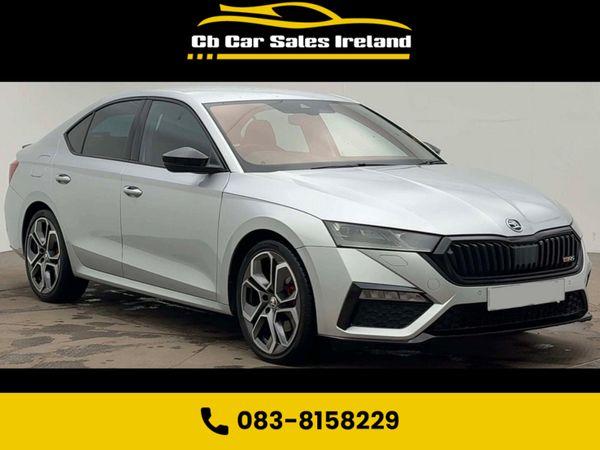 Skoda Octavia Hatchback, Diesel, 2022, Silver