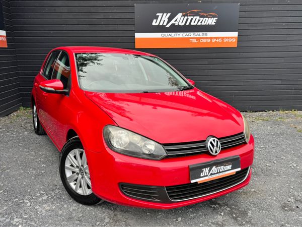 Volkswagen Golf Hatchback, Petrol, 2012, Red