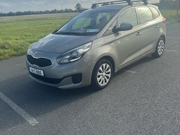 Kia Carens MPV, Petrol, 2014, Silver
