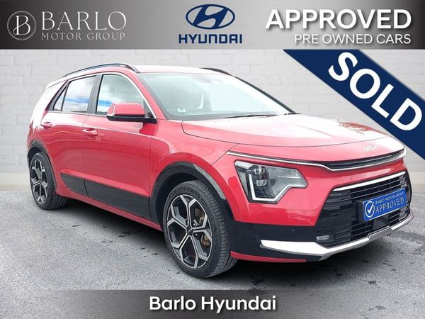 Kia Niro SUV, Petrol Hybrid, 2023, Red