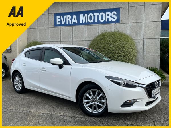 Mazda Mazda3 Hatchback, Petrol, 2017, White
