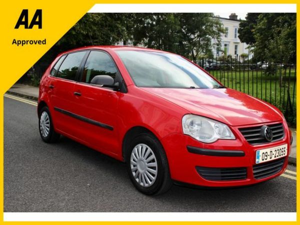 Volkswagen Polo Hatchback, Petrol, 2009, Red