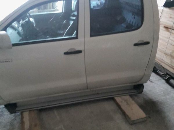 Toyota Hilux Pick Up, Diesel, 2010, White