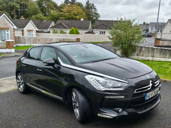 Citroen DS 5 Hatchback, Diesel, 2014, Black