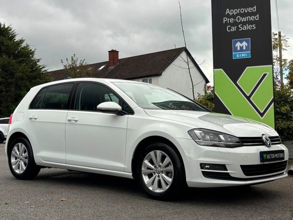 Volkswagen Golf Hatchback, Petrol, 2015, White