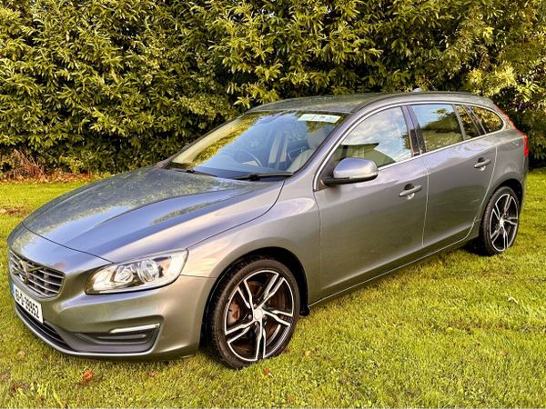 Volvo V60 Estate, Diesel, 2016, Grey