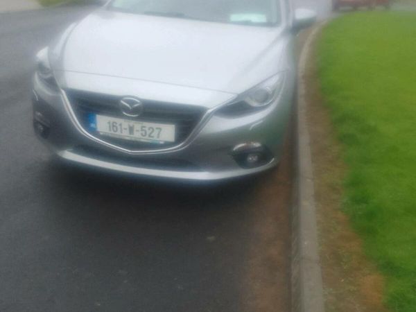 Mazda Mazda3 Hatchback, Diesel, 2016, Grey