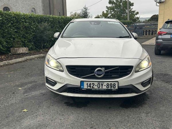 Volvo V60 Estate, Petrol, 2014, White