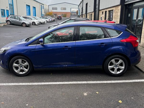 Ford Focus Hatchback, Diesel, 2014, Blue