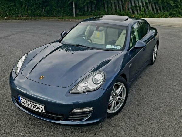 Porsche Panamera Hatchback, Diesel, 2012, Blue