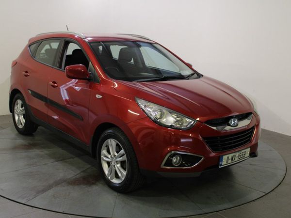 Hyundai ix35 SUV, Diesel, 2011, Red