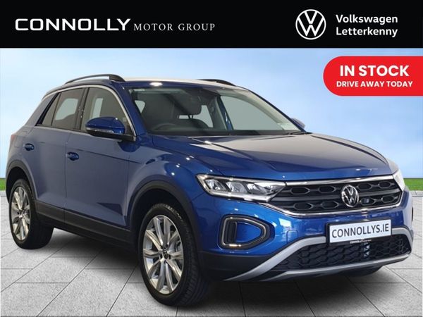 Volkswagen T-Roc SUV, Diesel, 2025, Blue