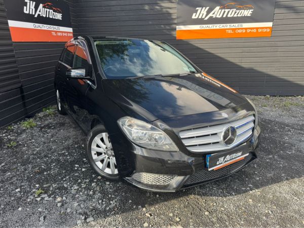 Mercedes-Benz B-Class Hatchback, Petrol, 2014, Black