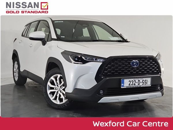 Toyota Corolla Cross Hatchback, Petrol Hybrid, 2023, White
