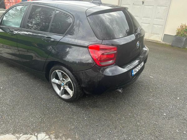 BMW 1-Series Hatchback, Diesel, 2014, Black