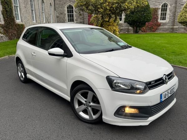 Volkswagen Polo Hatchback, Petrol, 2014, White