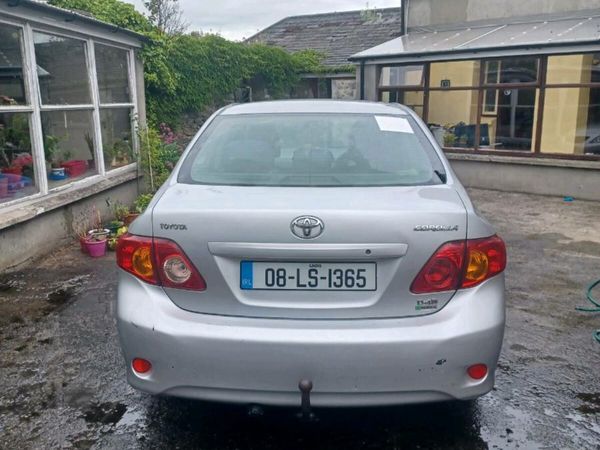 Toyota Corolla Saloon, Diesel, 2008, Silver