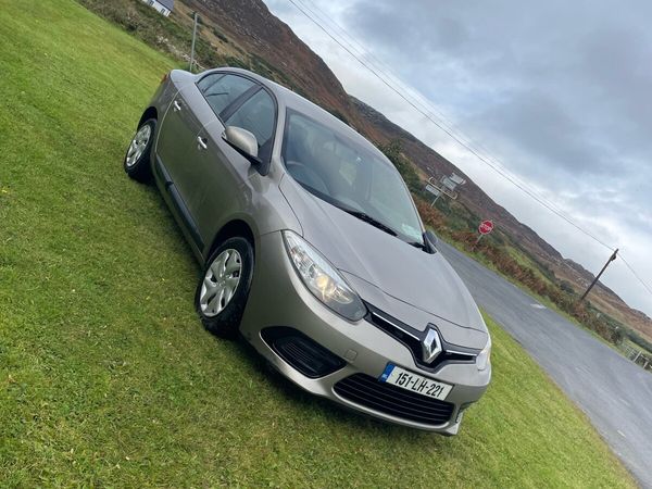 Renault Fluence Saloon, Diesel, 2015, Gold