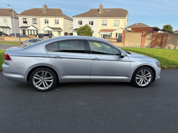 Volkswagen Passat Saloon, Diesel, 2016, Silver