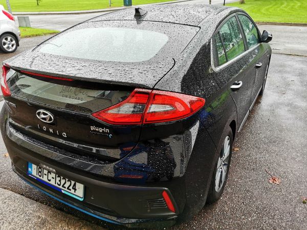 Hyundai IONIQ Hatchback, Petrol Plug-in Hybrid, 2018, Black
