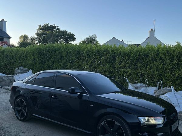Audi A4 Saloon, Diesel, 2012, Black