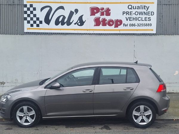 Volkswagen Golf Hatchback, Diesel, 2016, Grey