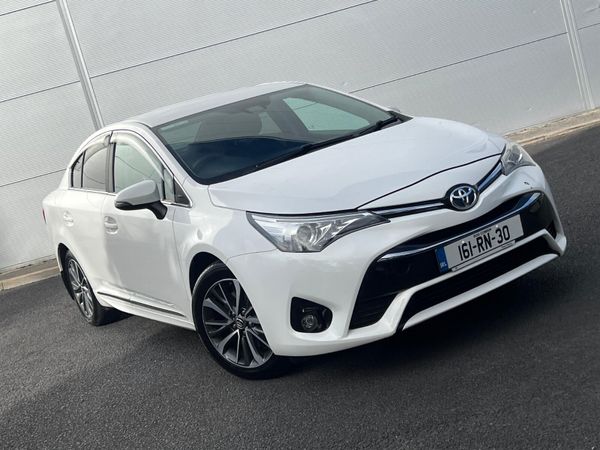 Toyota Avensis Saloon, Diesel, 2016, White