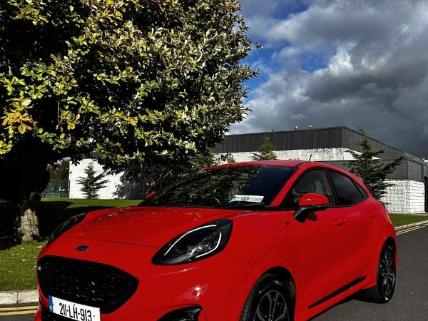Ford Puma MPV, Petrol Hybrid, 2021, Red