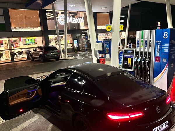 Mercedes-Benz E-Class Coupe, Diesel, 2017, Black