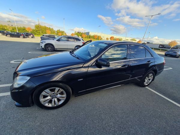 Mercedes-Benz E-Class Saloon, Diesel, 2011, Black