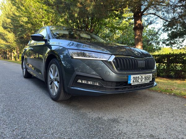 Skoda Octavia Saloon, Diesel, 2020, Grey