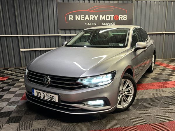 Volkswagen Passat Saloon, Diesel, 2021, Grey