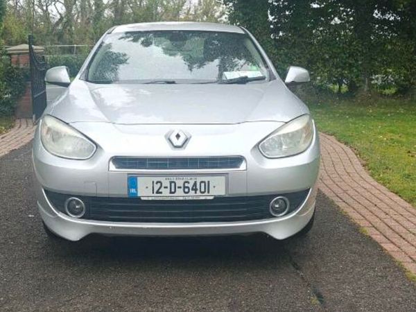 Renault Fluence Saloon, Diesel, 2012, Silver