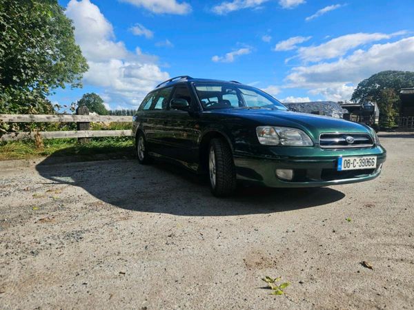 Subaru Legacy Estate, Petrol, 2000, Green