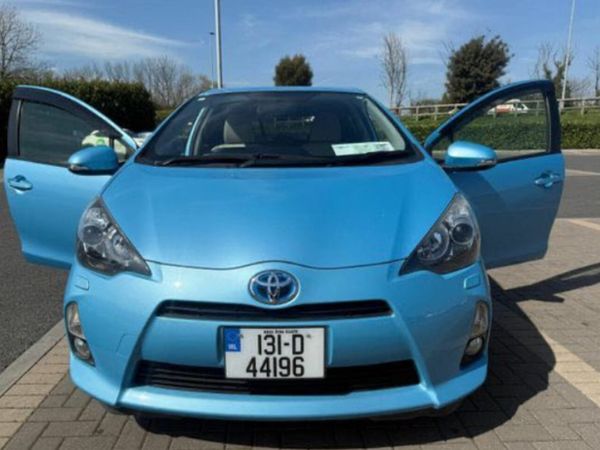 Toyota Aqua Hatchback, Petrol Hybrid, 2013, Blue