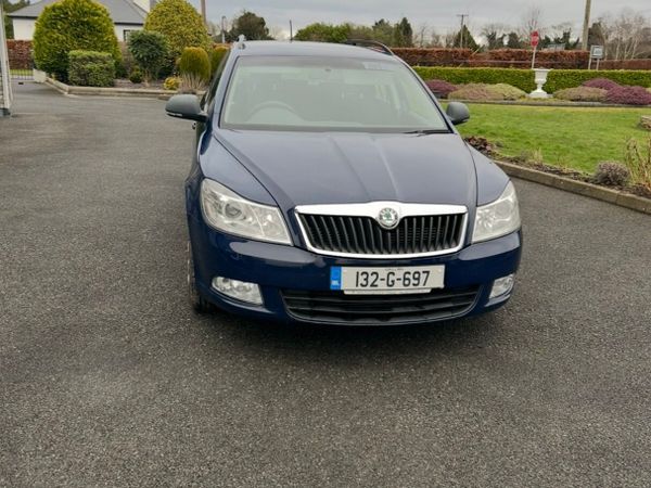 Skoda Octavia Estate, Diesel, 2013, Blue