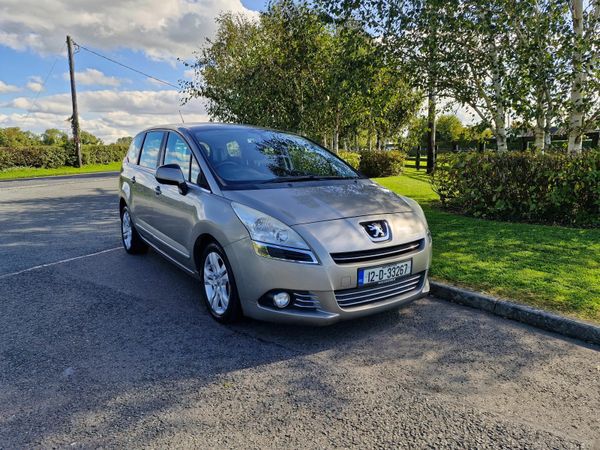 Peugeot 5008 MPV, Diesel, 2012, Grey