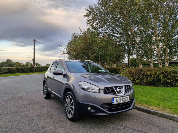 Nissan Qashqai Hatchback, Diesel, 2012, Grey