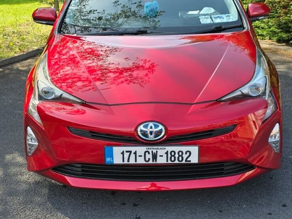 Toyota Prius Hatchback, Petrol Hybrid, 2017, Red