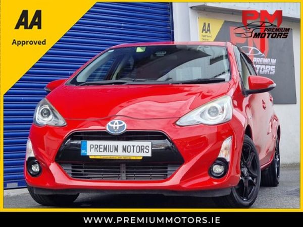 Toyota Aqua Hatchback, Petrol Hybrid, 2016, Red