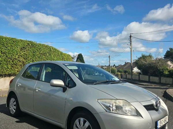 Toyota Auris Hatchback, Petrol, 2009, Silver