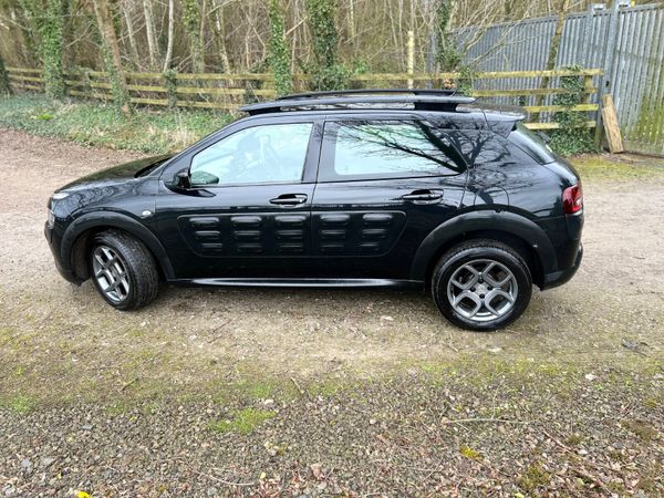 Citroen C4 Cactus Hatchback, Diesel, 2015, Black