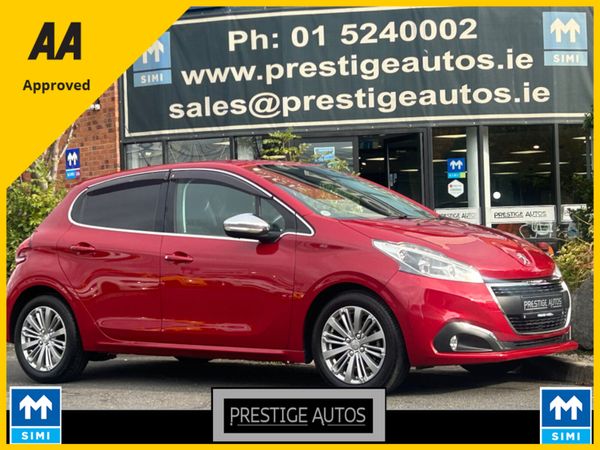 Peugeot 208 Hatchback, Petrol, 2017, Red