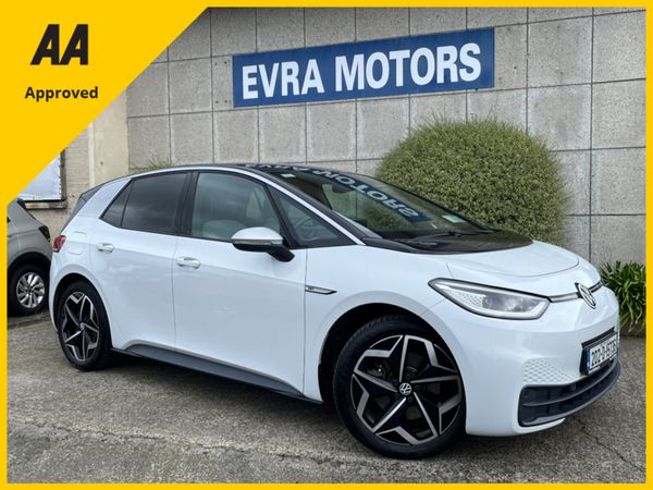 Volkswagen ID.3 Hatchback, Electric, 2020, White