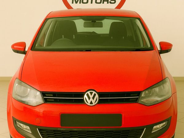Volkswagen Polo Hatchback, Petrol, 2014, Red